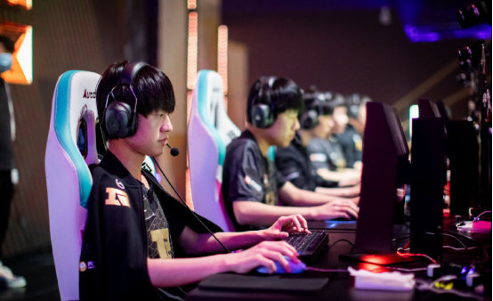 体育界的一 体育界的一